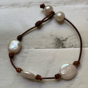 Pearl bracelet and necklace